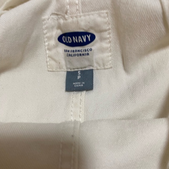 Old navy white shorts overalls shorteralls - Picture 2 of 6